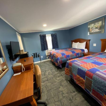 Claremont Royal Inn מראה חיצוני תמונה