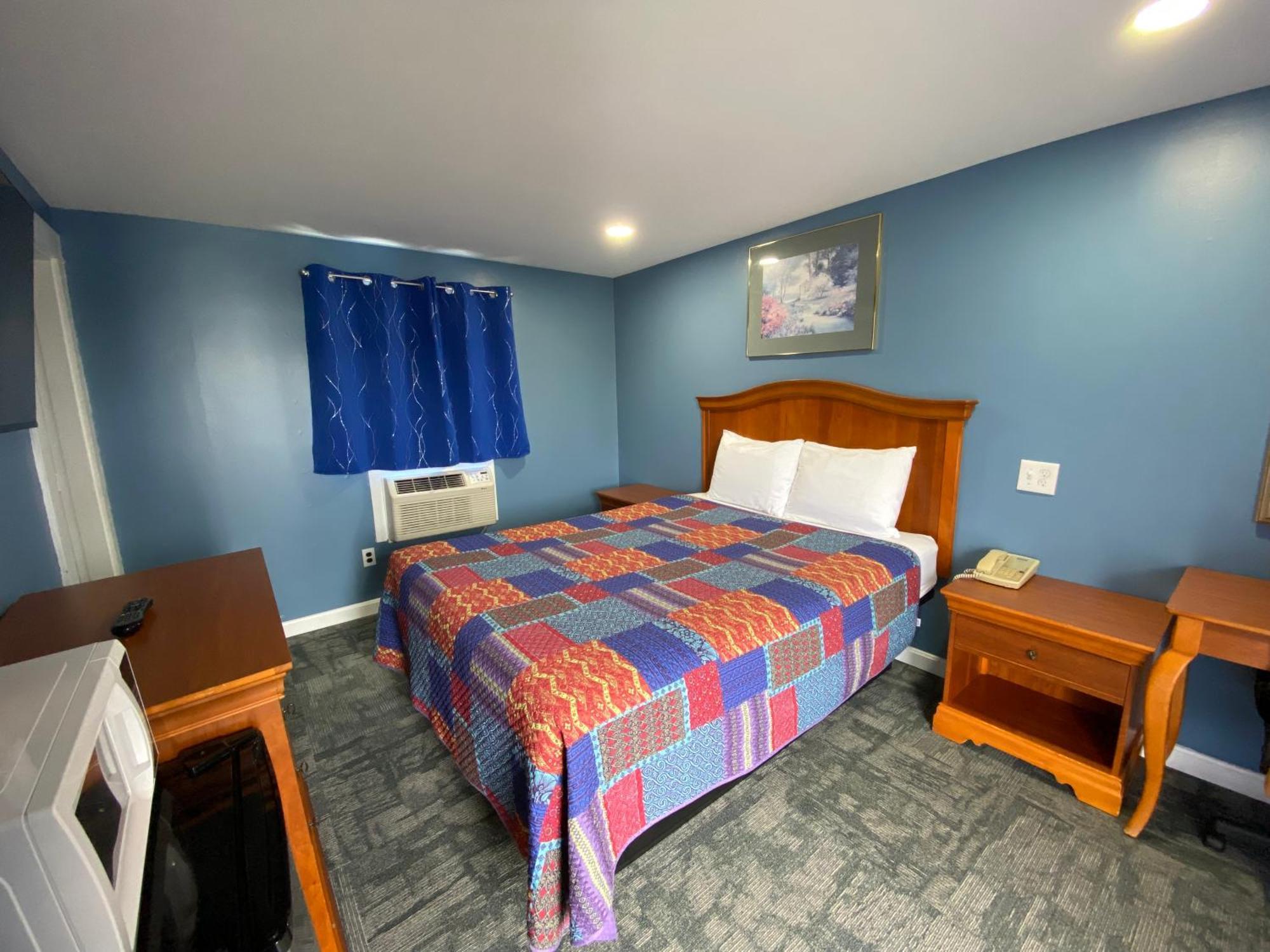 Claremont Royal Inn מראה חיצוני תמונה